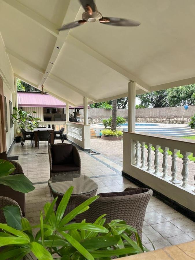 Villa By The Sea Mumbai Exterior foto